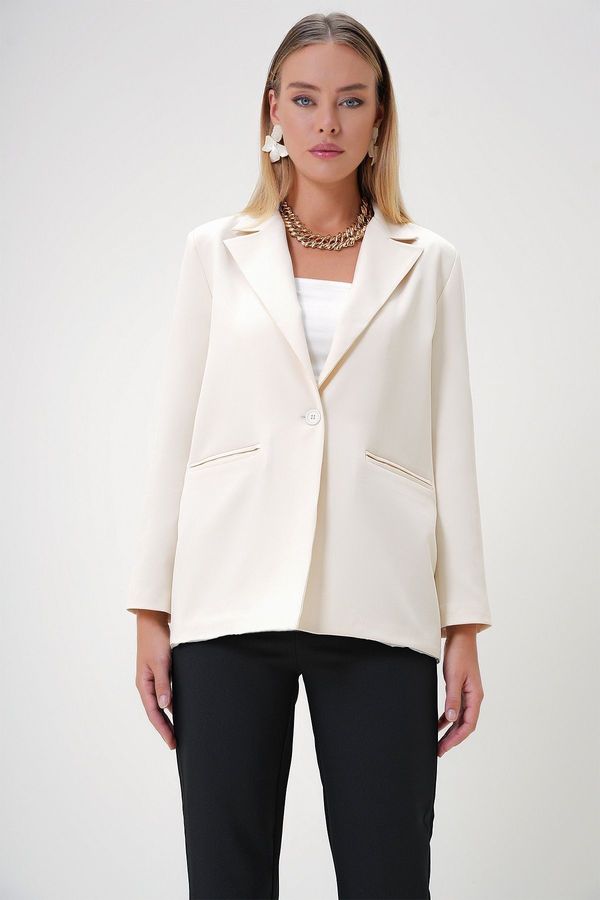 Trend Alaçatı Stili Trend Alaçatı Stili Women's Beige Lined Blazer Jacket