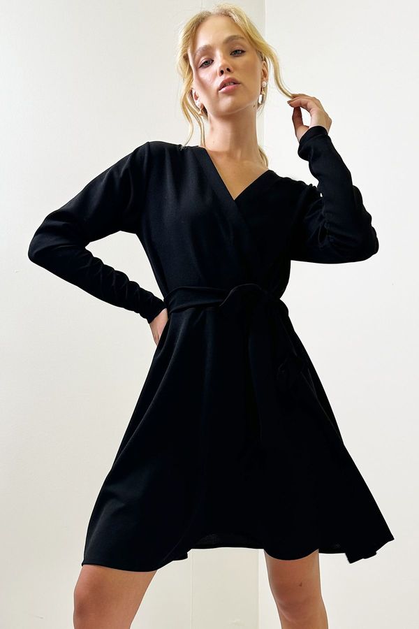 Trend Alaçatı Stili Trend Alaçatı Stili Women's Black Double Breasted Belted Flared Crepe Knit Dress