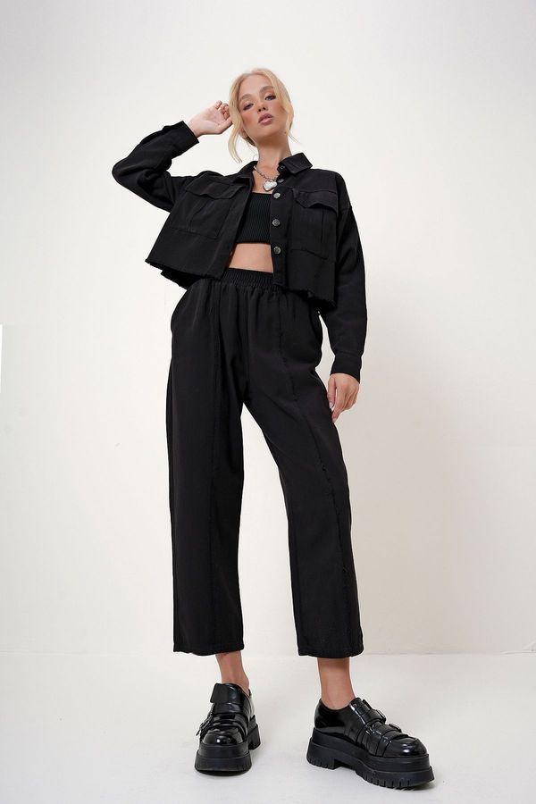 Trend Alaçatı Stili Trend Alaçatı Stili Women's Black Double Pocket Jacket and Stitched Detail Trousers Two Piece Set