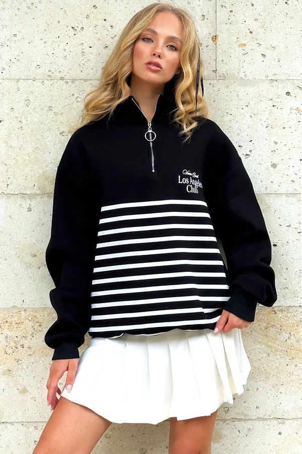 Trend Alaçatı Stili Trend Alaçatı Stili Women's Black Printed Zippered Sweatshirt with Raised Interior