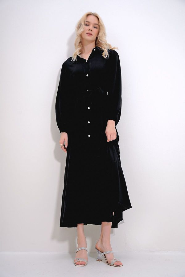 Trend Alaçatı Stili Trend Alaçatı Stili Women's Black Shirt Collar Stone Button Detailed Skirt Frilly Woven Viscose Dress