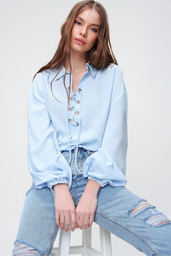 Trend Alaçatı Stili Trend Alaçatı Stili Women's Blue Balloon Sleeve Lace Up Oversize Woven Viscon Blouse