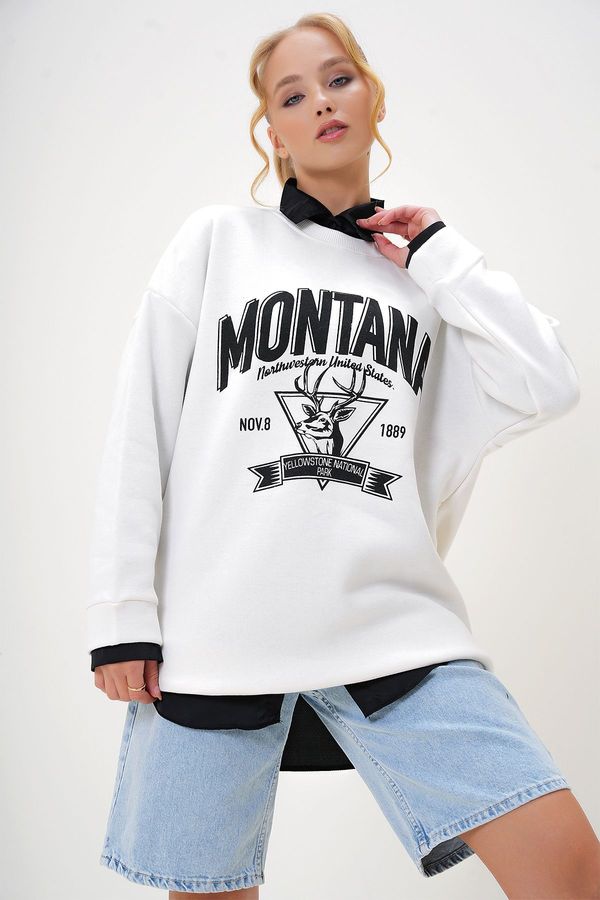 Trend Alaçatı Stili Trend Alaçatı Stili Women's Ecru Crew Neck Text Printed Three Thread Fleece College Sweatshirt