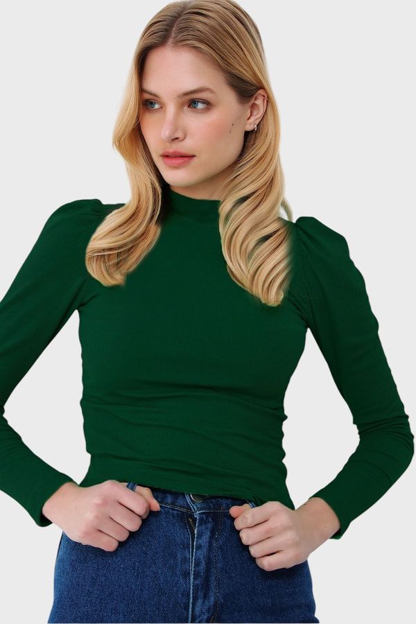 Trend Alaçatı Stili Trend Alaçatı Stili Women's Emerald Green Princess Sleeve Half Fisherman Camisole Blouse