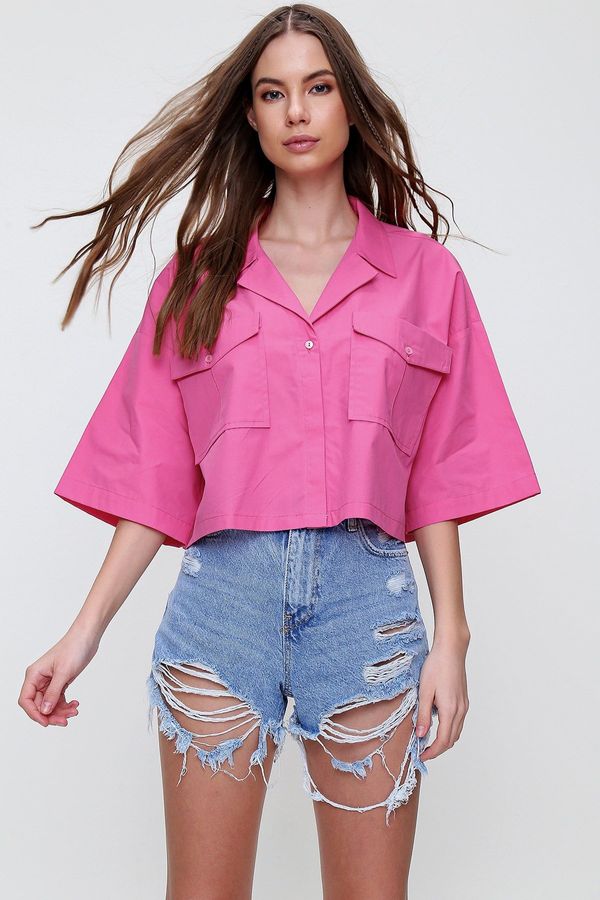 Trend Alaçatı Stili Trend Alaçatı Stili Women's Fuchsia Crop Poplin Shirt With Envelopes