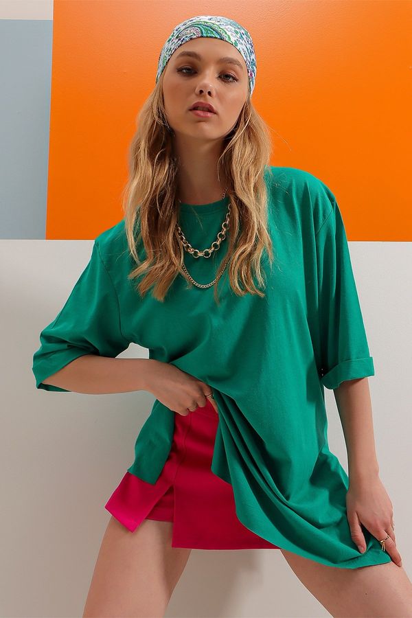 Trend Alaçatı Stili Trend Alaçatı Stili Women's Green Crew Neck Double Sleeve Oversized Cotton Basic T-Shirt