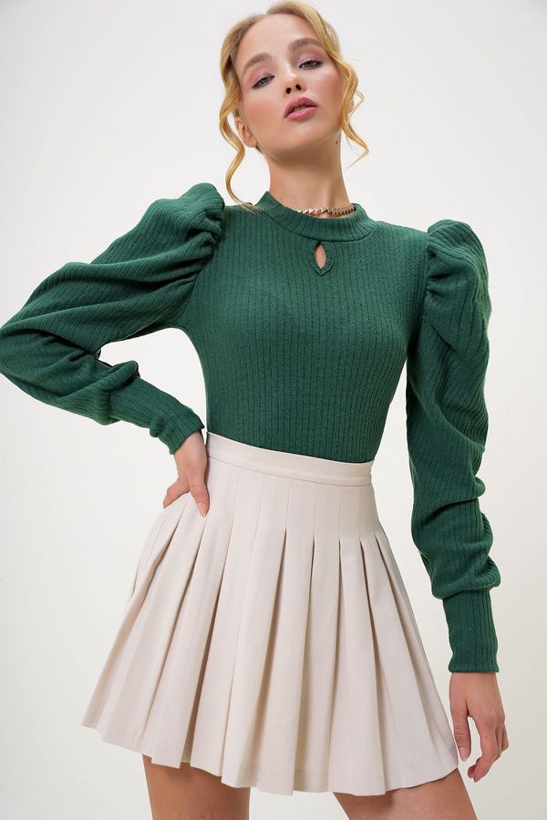 Trend Alaçatı Stili Trend Alaçatı Stili Women's Green Crew Neck Drop Neck Princess Sleeve Knitwear Blouse