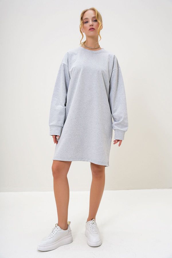 Trend Alaçatı Stili Trend Alaçatı Stili Women's Grey Melange Crew Neck Sweatshirt Dress