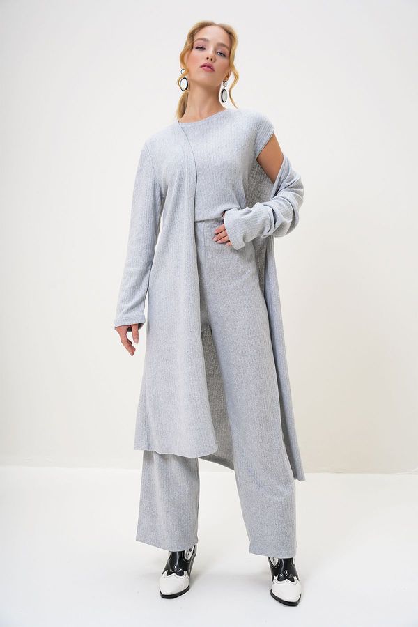 Trend Alaçatı Stili Trend Alaçatı Stili Women's Greymelanj Shoulder Padded Bike Neck Blouse Trousers and Cardigan Set