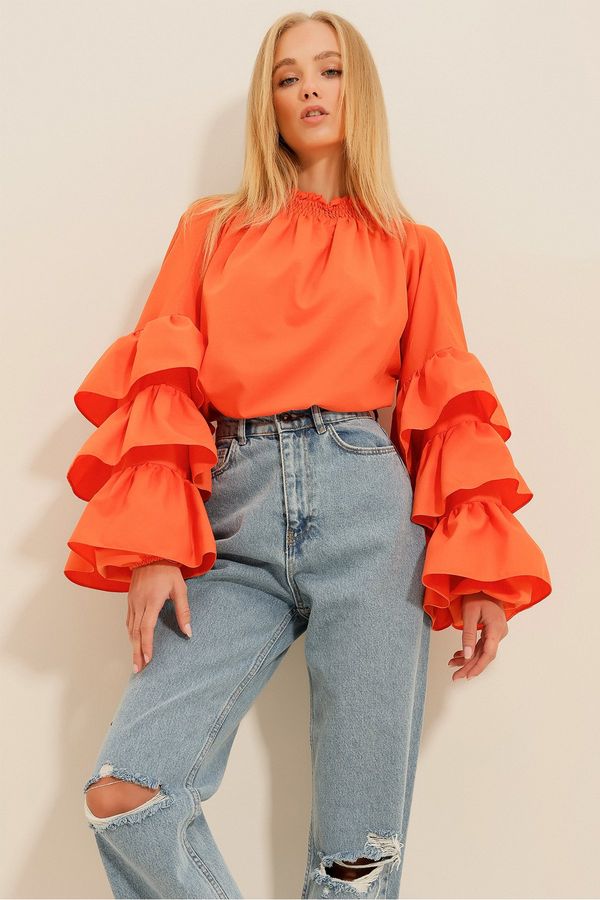 Trend Alaçatı Stili Trend Alaçatı Stili Women's Orange Turtleneck Sleeve Flounce Woven Blouse
