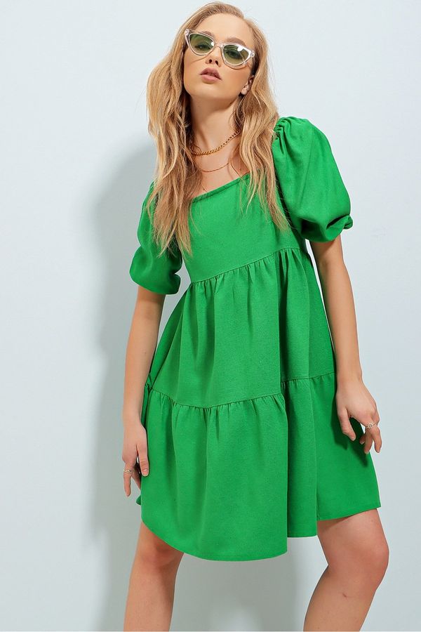 Trend Alaçatı Stili Trend Alaçatı Stili Ženski zeleni kvadratni ovratnik Princess Lanena obleka z odkloni
