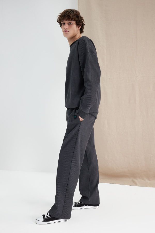 Trendyol Trendyol Anthracite Oversize Textured Label Detail Sweatpants