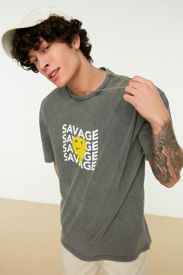 Trendyol Trendyol Anthracite Oversize/Wide Cut Faded Effect Text Printed 100% Cotton T-Shirt