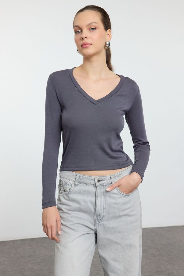 Trendyol Trendyol Anthracite Premium Soft Fabric V Neck Fitted/Fits Body Flexible Knitted Blouse