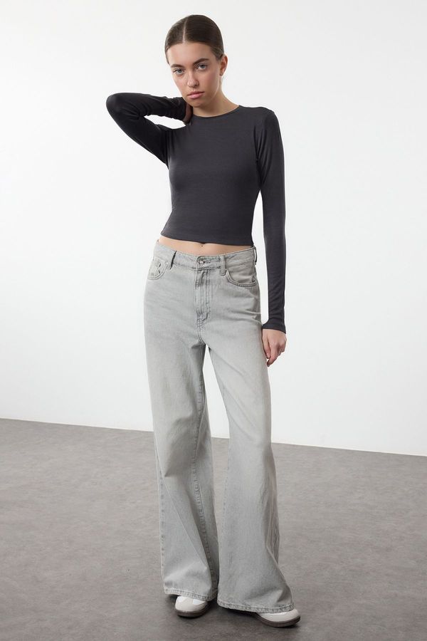 Trendyol Trendyol Anthracite Premium Viscose Crew Neck Crop Flexible Knitted Blouse