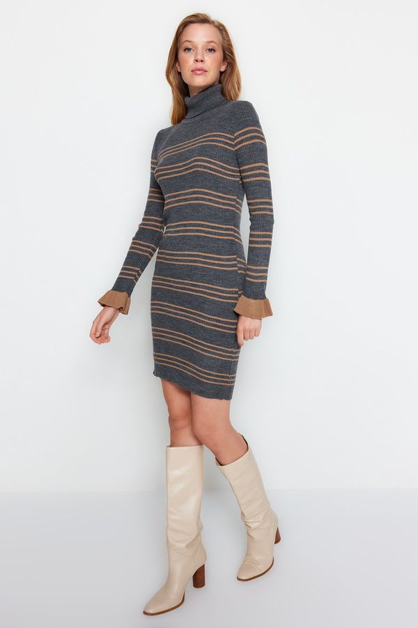 Trendyol Trendyol antracite mini Turtleneck puloverska obleka