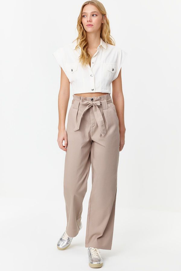 Trendyol Trendyol Beige Carrot Pattern Belted Woven Trousers