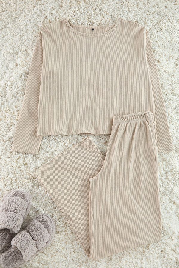 Trendyol Trendyol Beige Ribbed Knitted Pajama Set