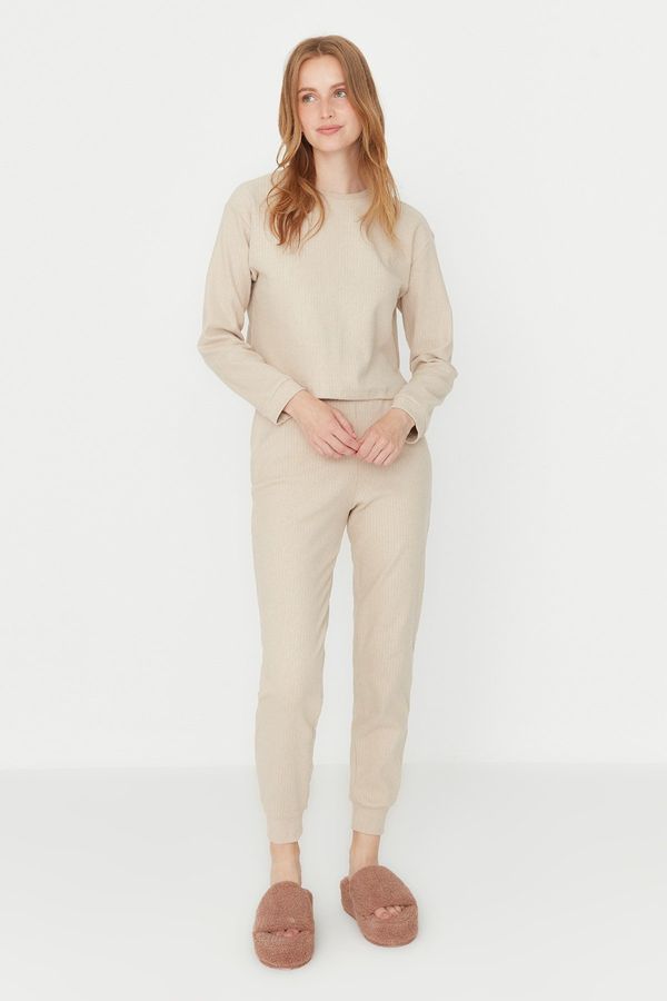 Trendyol Trendyol Beige Soft Cotton Knitted Pajama Set