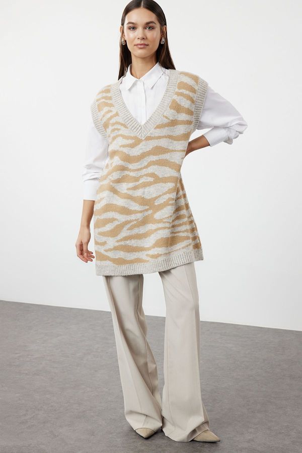 Trendyol Trendyol Beige Soft Textured Zebra Pattern Knitwear Sweater