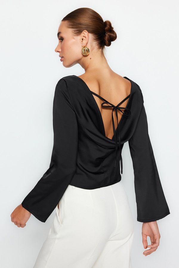 Trendyol Trendyol Black Back Detailed Satin Woven Blouse