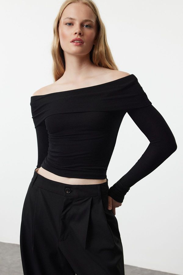 Trendyol Trendyol Black Carmen Collar Crop/Short Stretchy Knitted Blouse