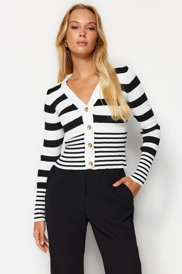 Trendyol Trendyol Black Crop črtasta vrhunska pletenina Cardigan