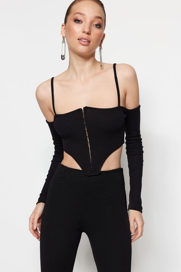 Trendyol Trendyol Black Crop Knitted Blouse