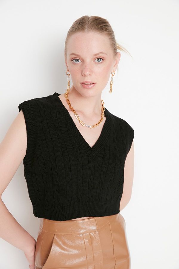 Trendyol Trendyol Black Crop V-Neck Knitwear Sweater