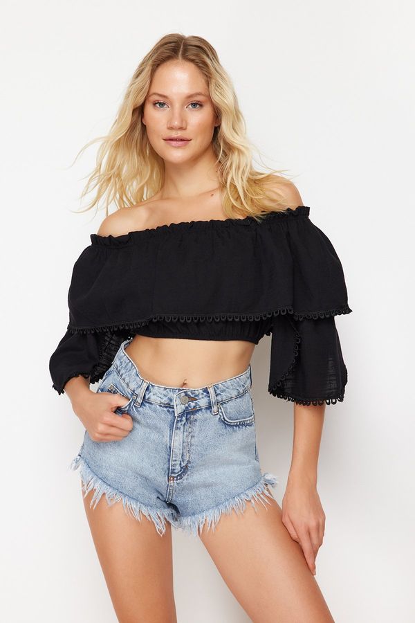 Trendyol Trendyol Black Crop Woven Flounce Blouse