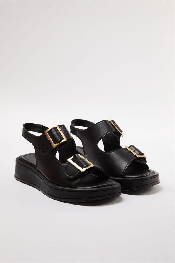 Trendyol Trendyol Black Double Buckle Women's Chunky Sole Sandals