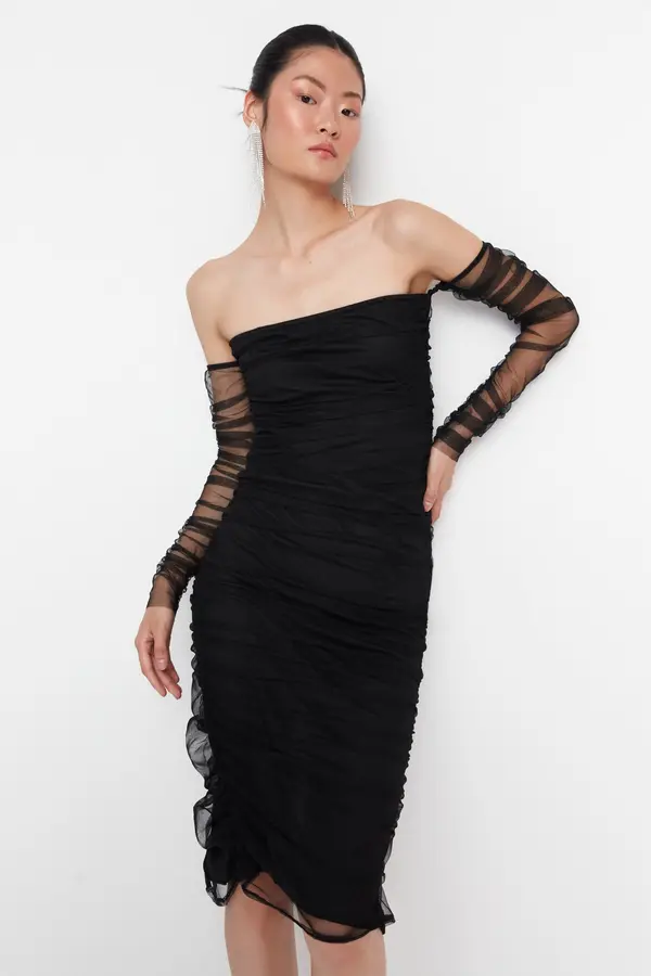 Trendyol Trendyol Black Draped podrobna večerna obleka