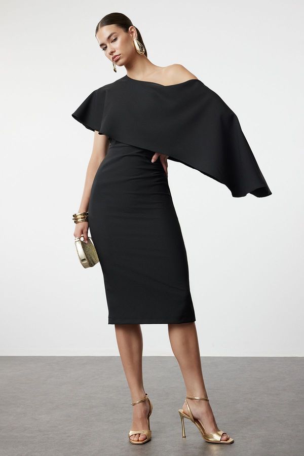 Trendyol Trendyol Black Fitted Cape Detailed Woven Elegant Evening Dress