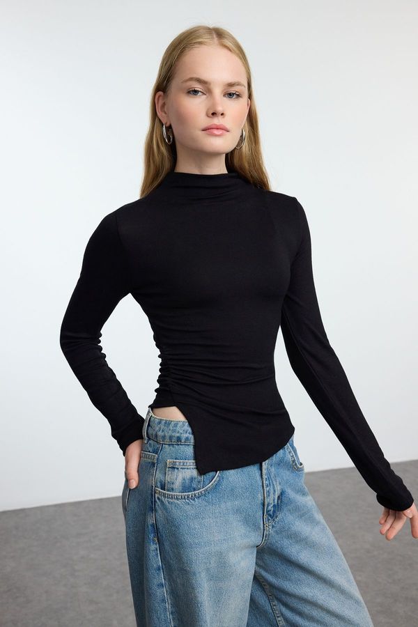 Trendyol Trendyol Black Fitted Ruffle/Drape Detailed High Collar Knitted Blouse