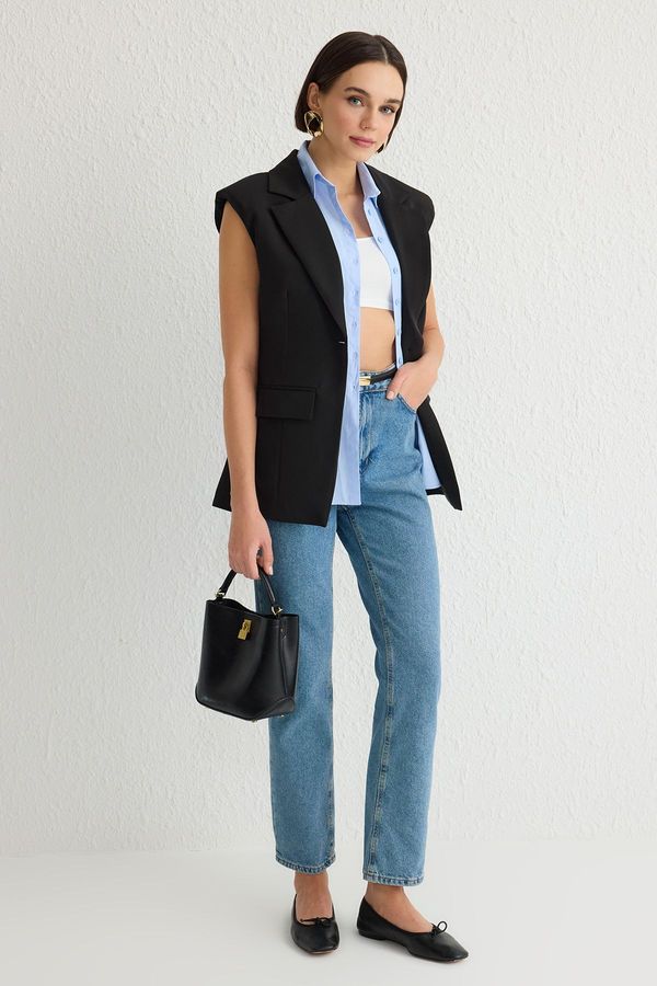 Trendyol Trendyol Black Fitted Shirt with Fitted Vest