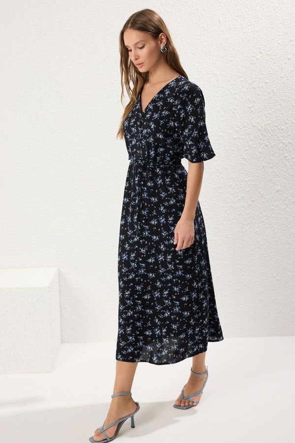 Trendyol Trendyol Black Floral A-Line Midi Woven Dress