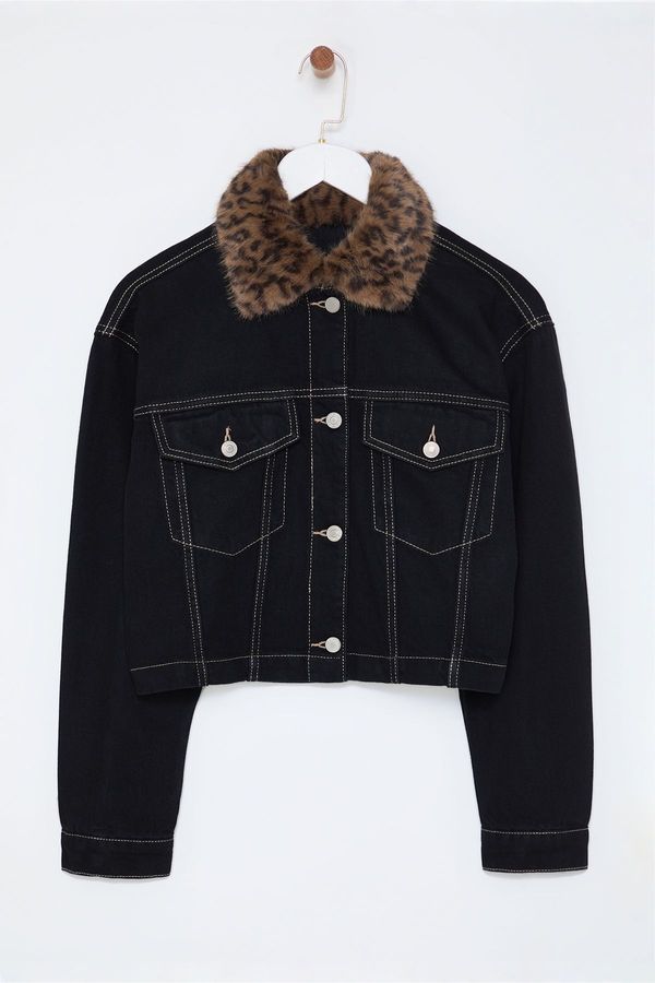 Trendyol Trendyol Black Fur Collar Detailed Crop Denim Jacket