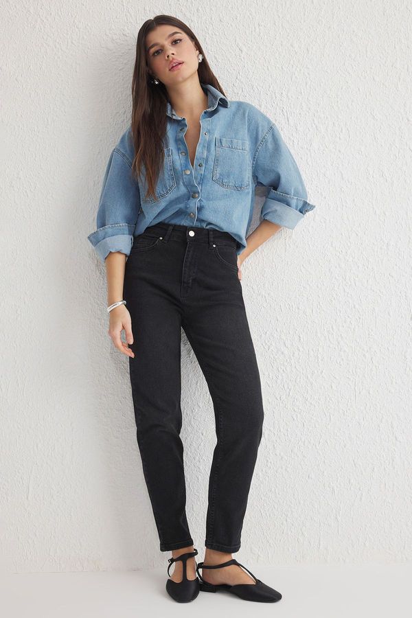 Trendyol Trendyol Black High Waist Comfort Mom Jeans