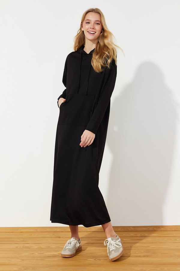 Trendyol Trendyol Black Kangaroo Pocket Hooded Knitted Sweat Dress