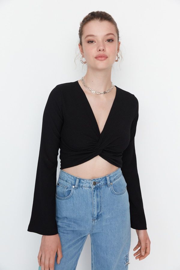 Trendyol Trendyol Black Knot Detail Crepe Neck/Textured Crop Knitted Blouse