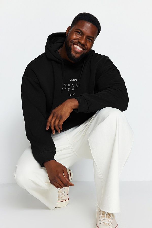 Trendyol Trendyol Black Men's Plus Size Oversized Comfortable Hoodie. Reflective Printed Fleece Inner Sweatshirt.