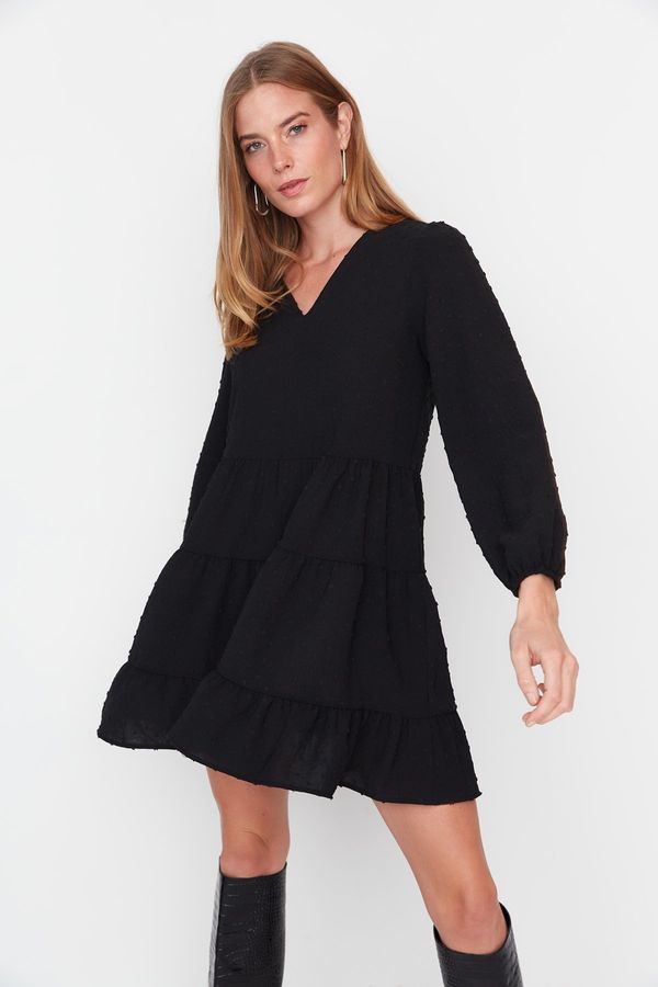 Trendyol Trendyol Black Mini tkana široka kroja, teksturirana obleka Ruffles