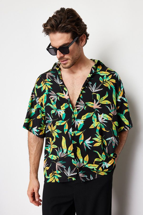 Trendyol Trendyol Black Oversize Fit Leaf Printed 100% Viscose Short Sleeve Flowy Summer Shirt