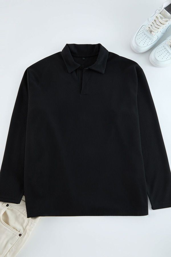 Trendyol Trendyol Black Oversize Polo Neck Plain Knitted Polo Neck T-shirt