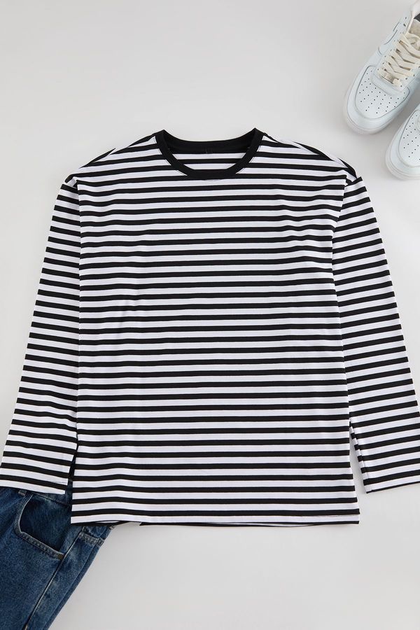 Trendyol Trendyol Black Oversize/Wide Cut Striped Crew Neck Long Sleeve T-Shirt