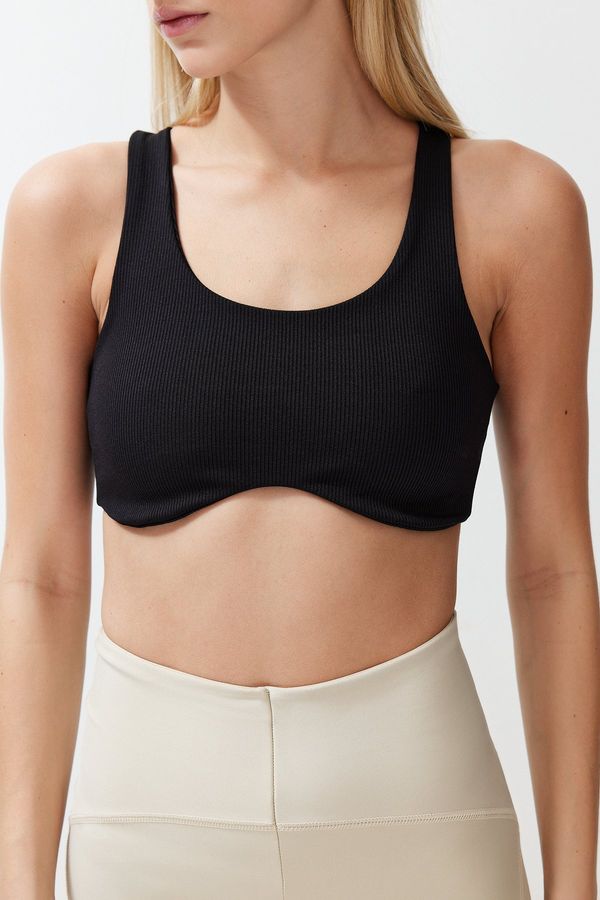 Trendyol Trendyol Black Padded/Shaping Back Window/Cut Out Detailed Knitted Sports Bra
