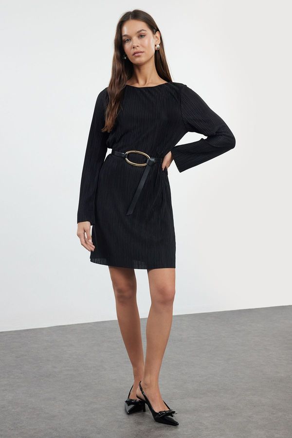 Trendyol Trendyol Black Plain Pleated Lined Shift Mini Boat Neck Flexible Knit Dress