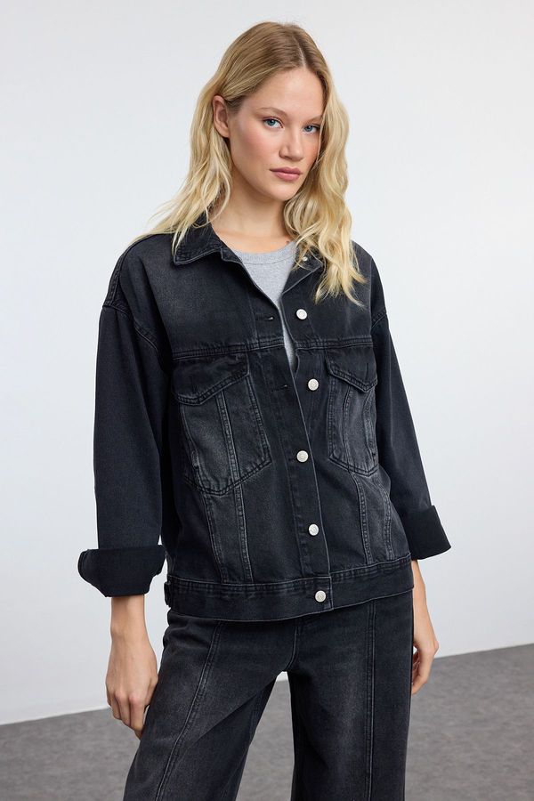 Trendyol Trendyol Black Pocket Detailed Oversize Denim Jacket