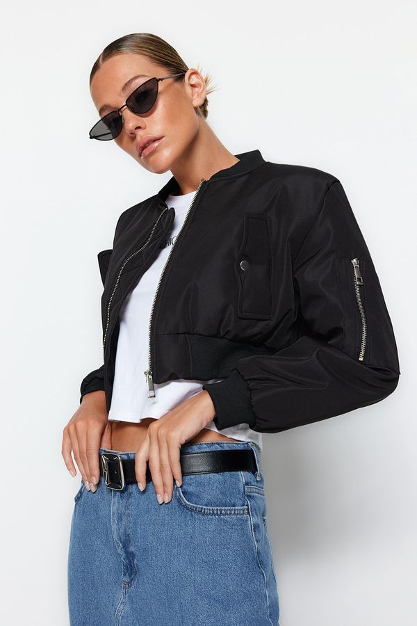 Trendyol Trendyol Black prevelik vodoodporen plašč jakne Crop Bomber