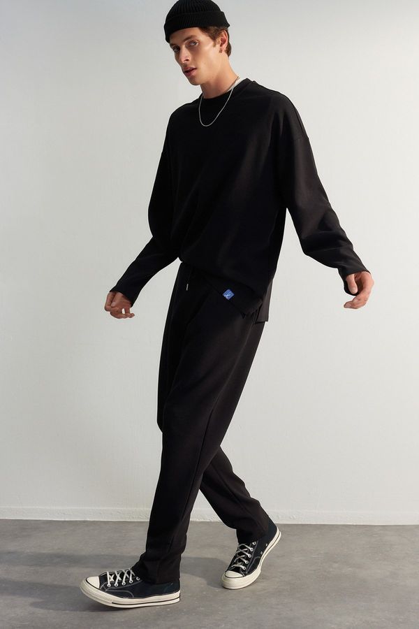 Trendyol Trendyol Black Regular Cut Limited Edition 100% Cotton Textured Sweatpants